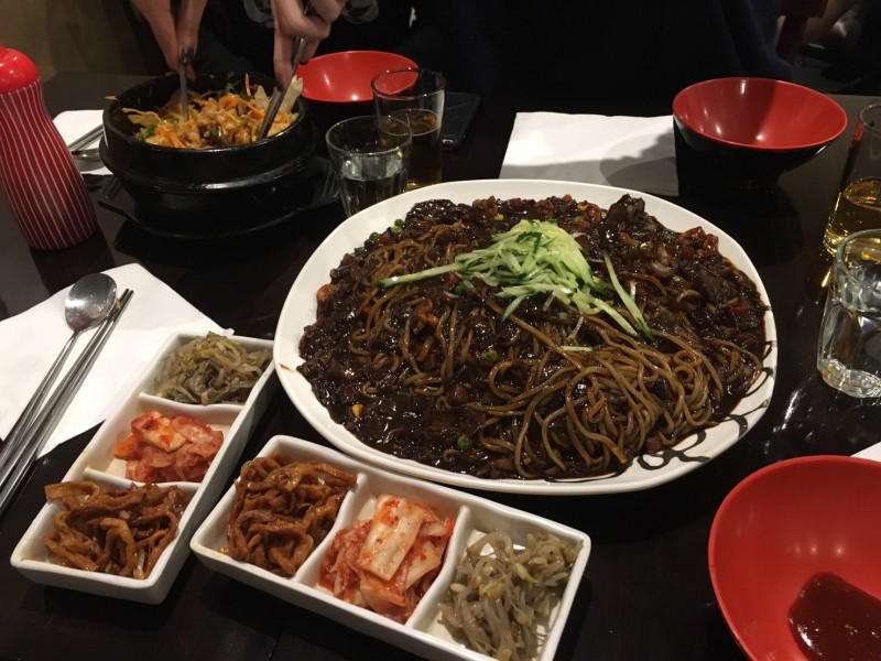 メルボルンの韓国料理レストラン「korchi city」