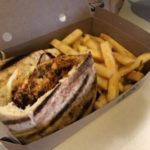 オーストラリア発のピリ辛チキンバーガーチェーン店「Oporto」
